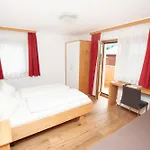 فندق Laemmerhof 3*